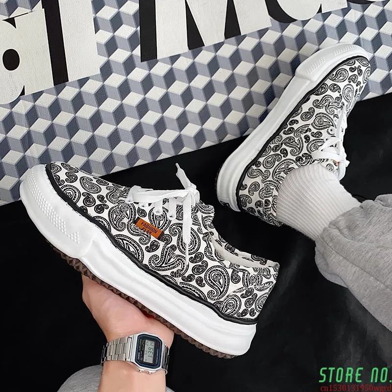 

Summer Graffiti Harajuku Platform Shoes Men Casual Sneakers Dissolve Sole Canvas Shoes Men Vulcanized Sneaker zapatos de hombre