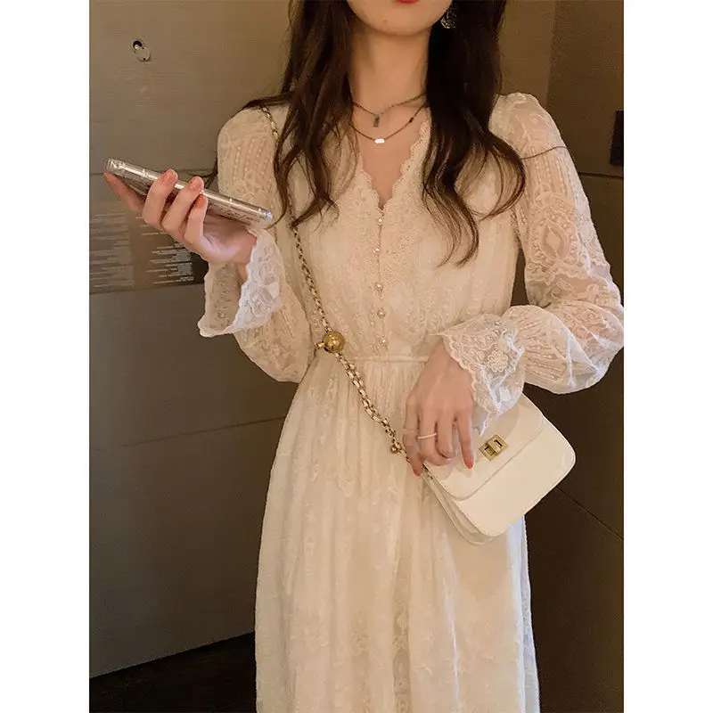 

Early Spring New High-End Temperament Goddess Temperament Clothes French Hepburn Style Long Dress White Lace Long Sleeve Dress