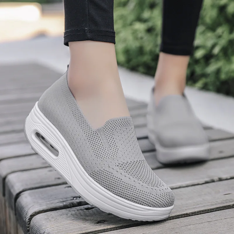 Flat Platform Shoes Women Fly Weave Casual Sneakers Breathable Hollow Out Slip on Woman Vulcanized Loafers Zapatillas De Mujer