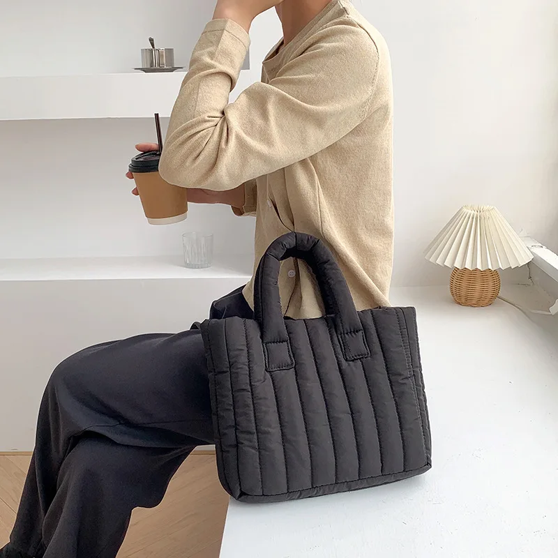 Мягкая нейлоновая хозяйственная сумка-тоут через плечо для женщин 2023 корейская