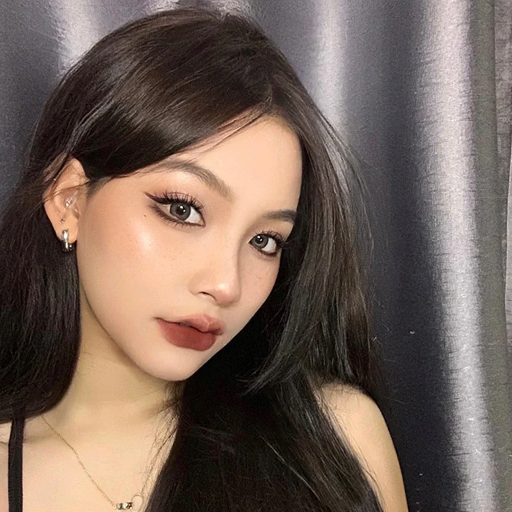 4-цветный контурный крем-хайлайтер с текстурой картофеля водостойкий