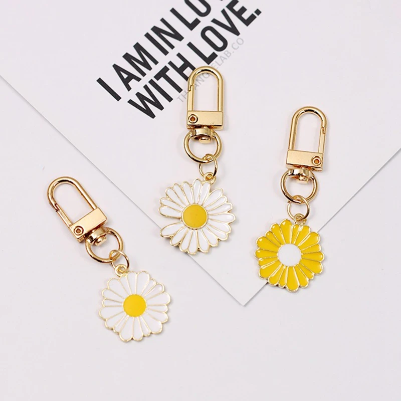 

Милые желтые и белые брелоки с маргариткой, брелок «цветок» для женщин, брелок для ключей, женский брелок для девочек