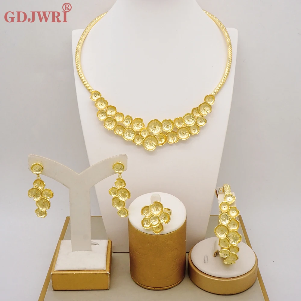 Italian Dubai Gold Color Jewelry Set Luxury Flower Necklace Earrings Bracelet Ring African 4PCS Set Wedding Bride Banquet Gifts