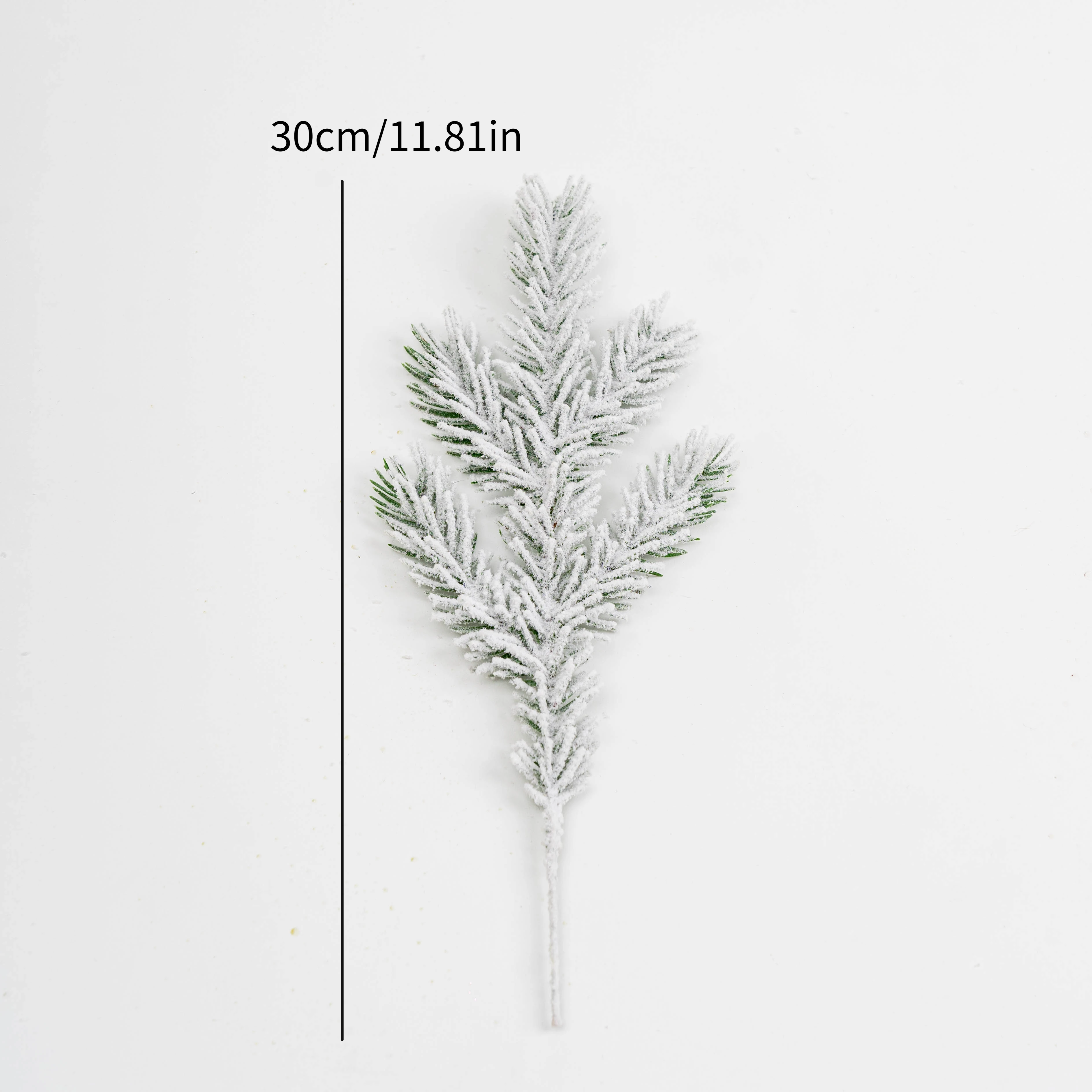 Искусственные сосновые ветки светло-зелёного цвета