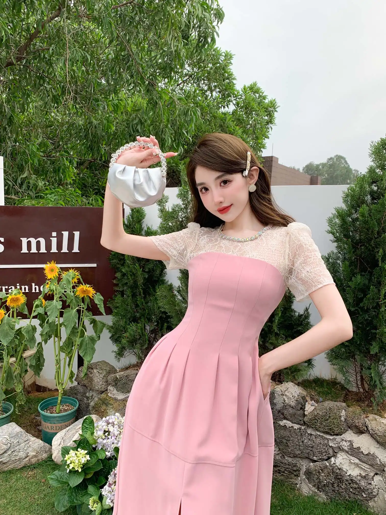 

2023 spring and summer women's clothing fashion new Mesh Stitching Dress 0511