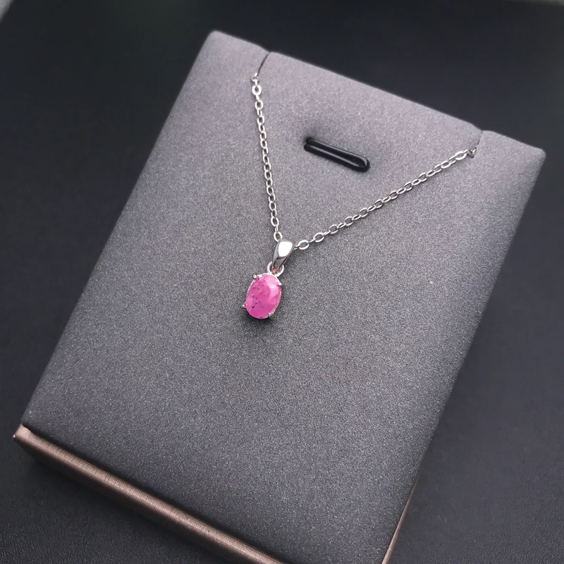 Женский кулон с рубином серебро 100% пробы 5 х7 мм