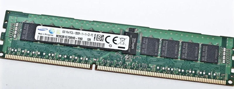 

RAM DDR3 8G 1RX4 1600 REG PC3-12800R server memory and 1333