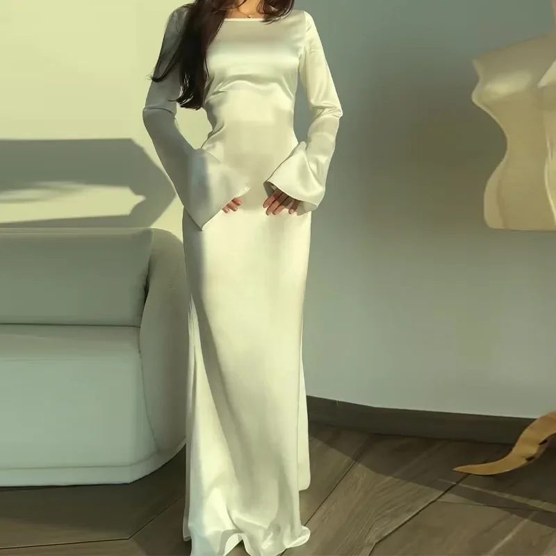 Женское облегающее платье в арабском стиле