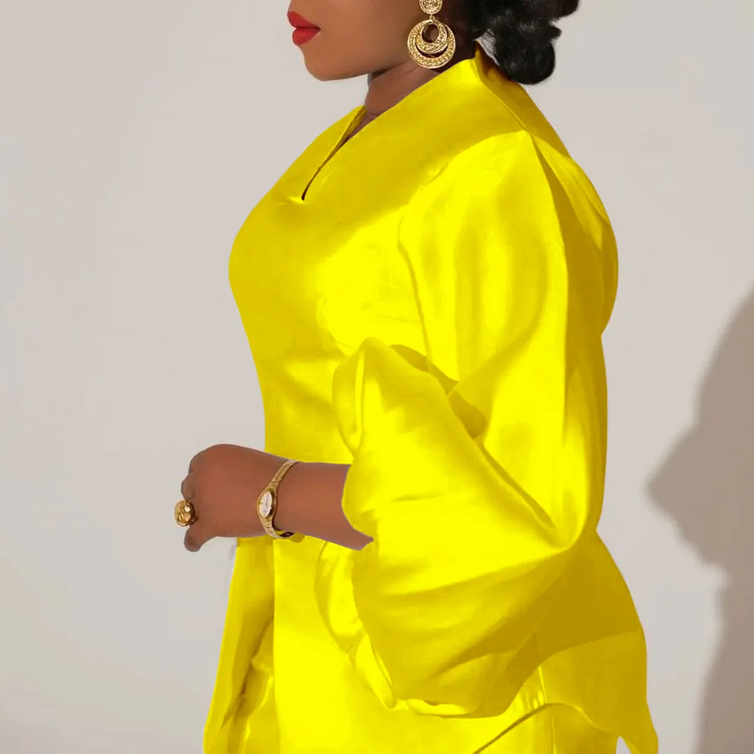 Костюм брючный женский из двух предметов однотонный на весну/осень