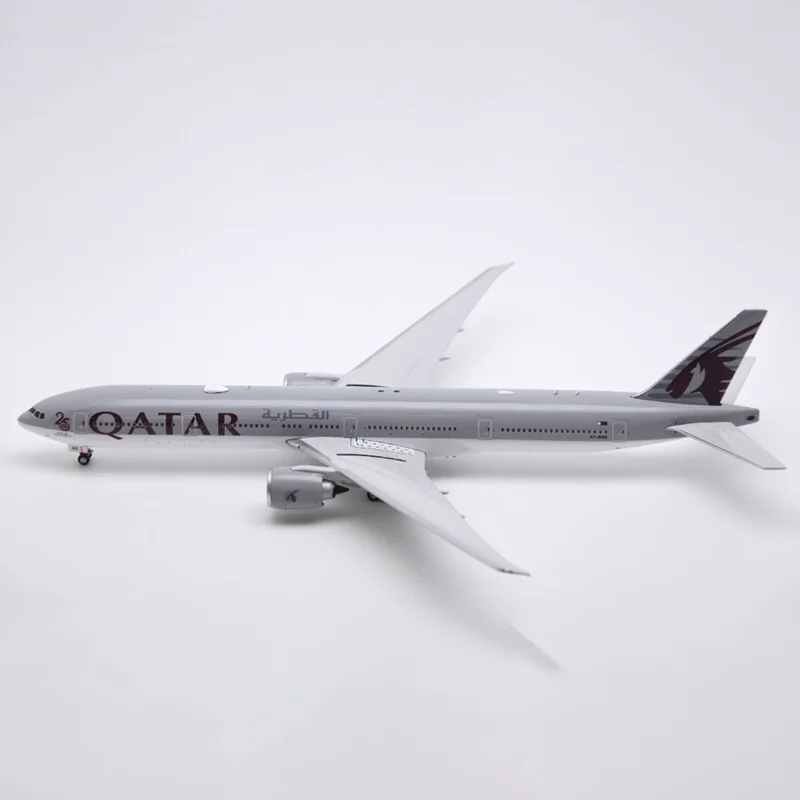 

Qatar Airways B777-300ER Airliner Alloy & Plastic Model 1:400 Diecast Toy Gift Collection