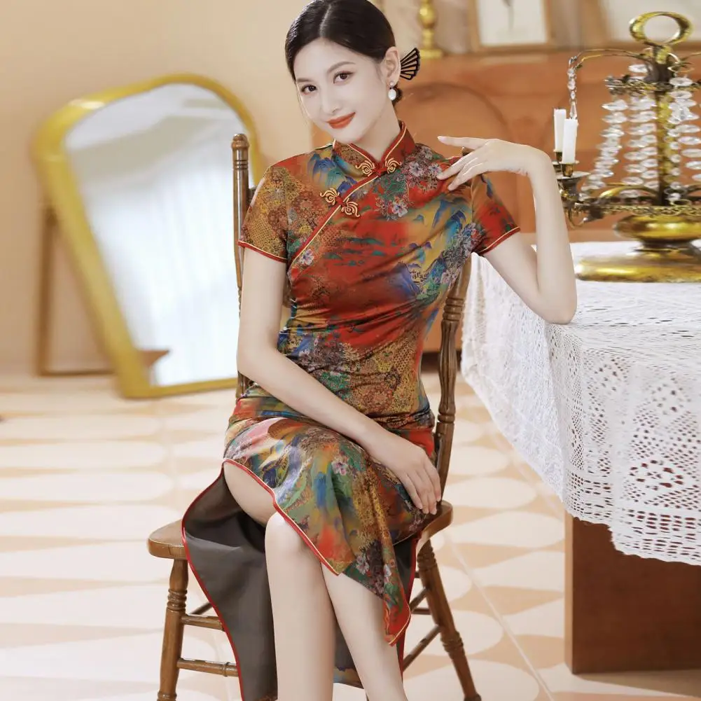 

Slim Fit Waist Tight Female Landscape Print Long Cheongsam Streetwear