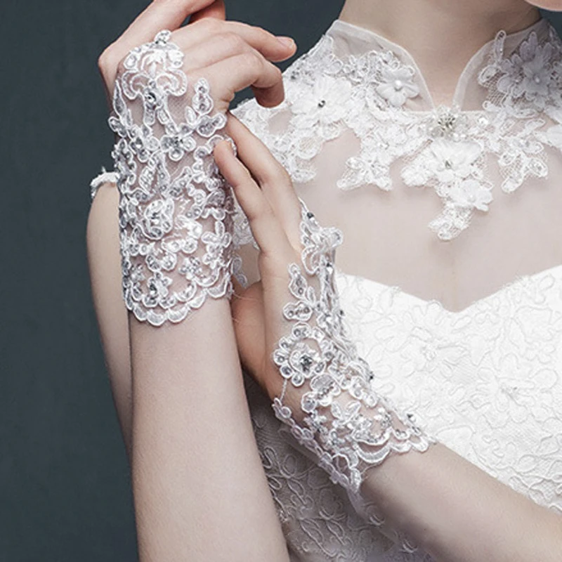 

Bridal wedding lace hook finger beaded gloves new short wedding gloves
