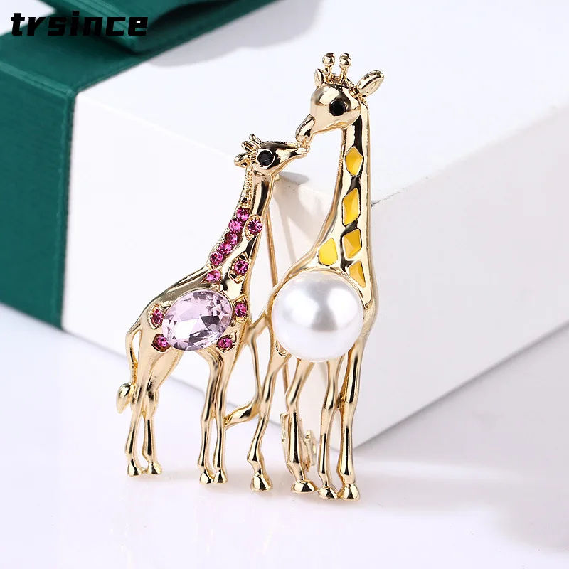 

Enamel Lovers Giraffe Horse Brooches for Women Cute Animal Brooch Pin Fashion Jewelry Gold Color Gift for Kids Exquisite Broches