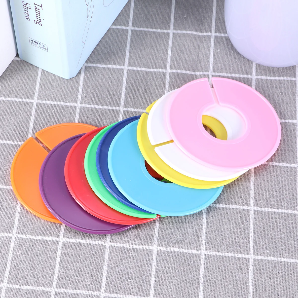

10 Pcs Colored Labels Plastic Size Dispaly Store Clothing Circle Divider Market