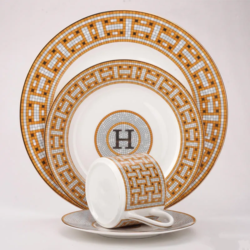 

European-style ceramic set Western-style dishes, coffee cups and plates, European-style villa model room club tableware mosaic