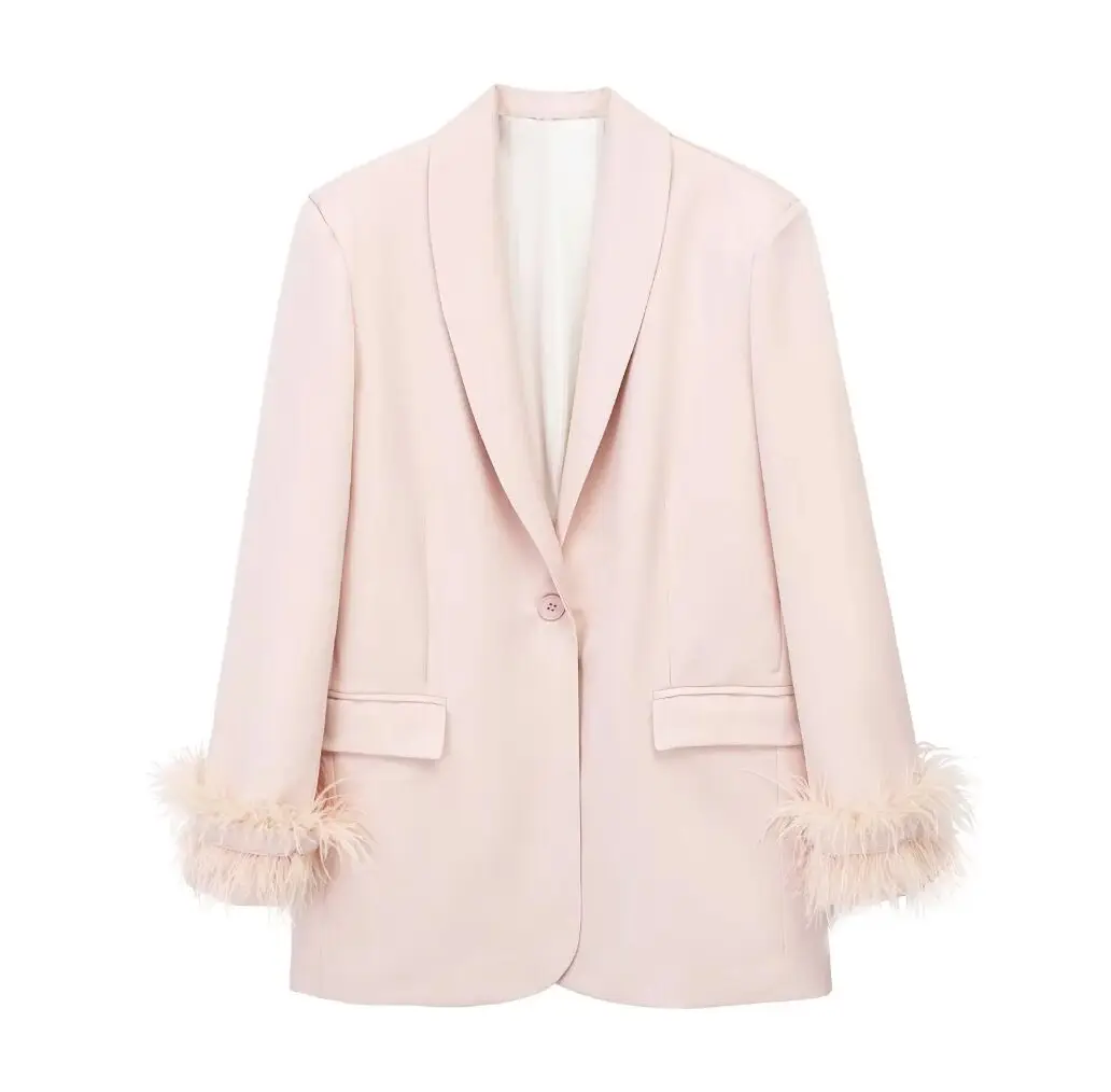 Элегантный темпераментный женский костюм-поло с длинным рукавом и перьями