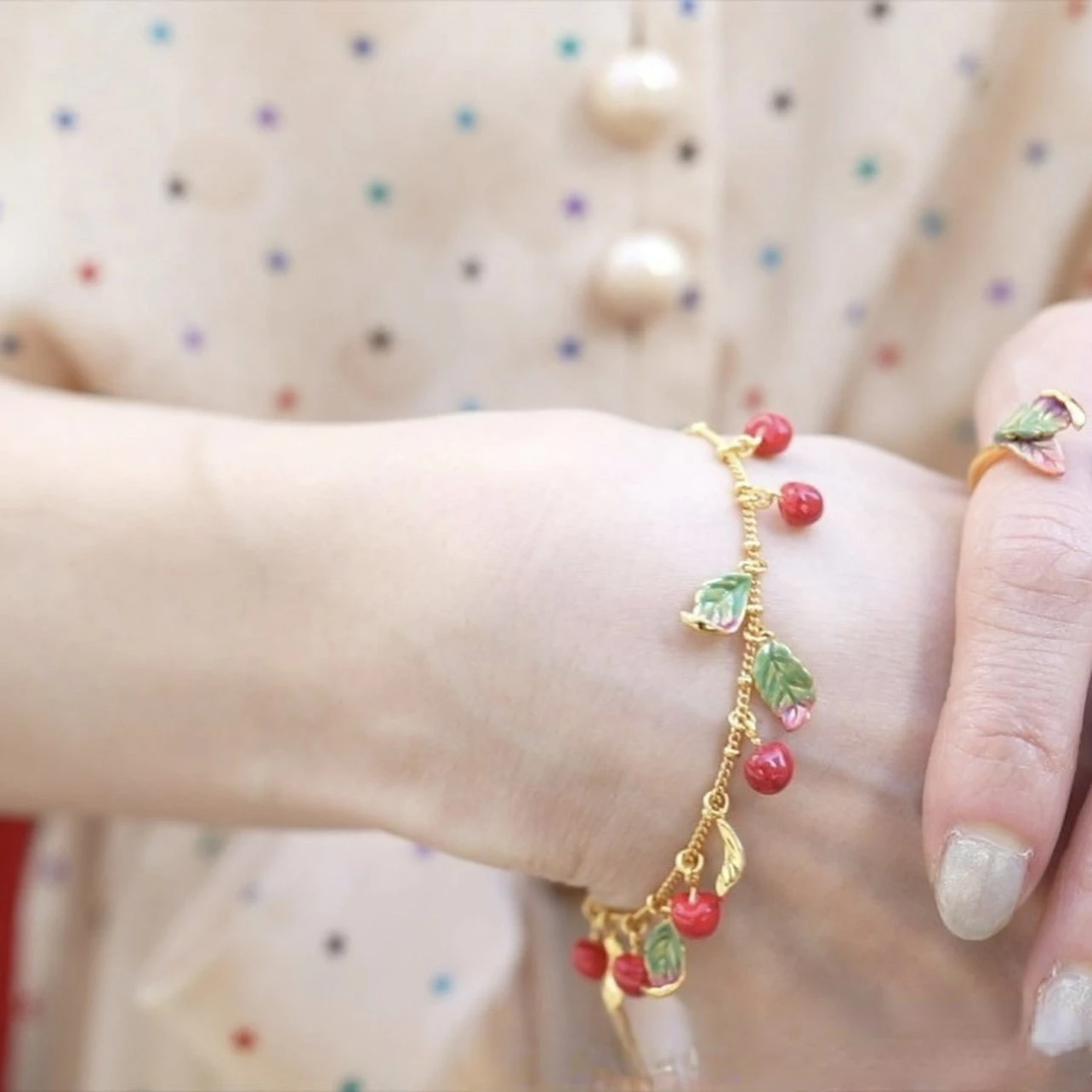 

Индивидуальный браслет в стиле мори в стиле ретро средневековой вишни