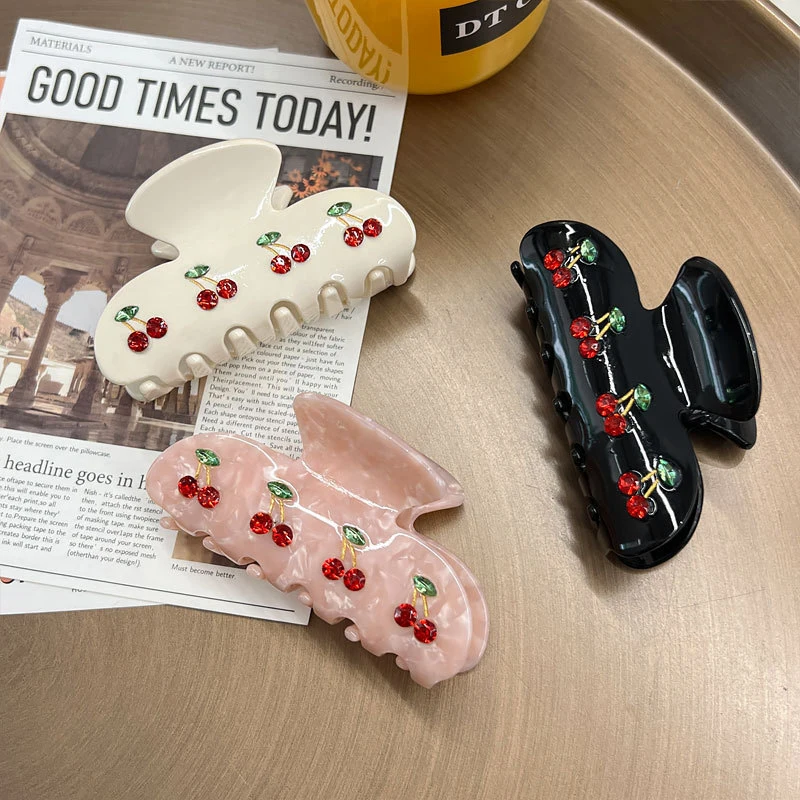 Бриллиантовая застежка для волос