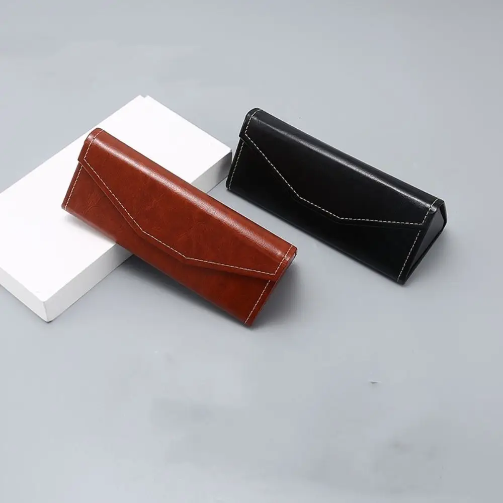 Сплошной цвет портативная треугольная коробка для солнцезащитных очков