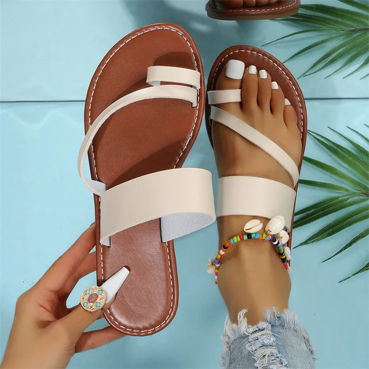 Summer 2023 New Slippers for Women Simple One Line Flat Bottom Mop for Women Outdoor Sandals Beach Slippers Large Size Slippers