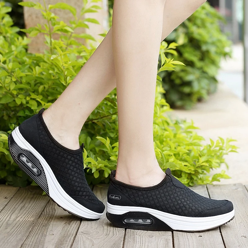 Women's Outdoor Sports Shake Shoes Air Cushion Non-slip Mesh Breathable Mesh Walking Sneakers