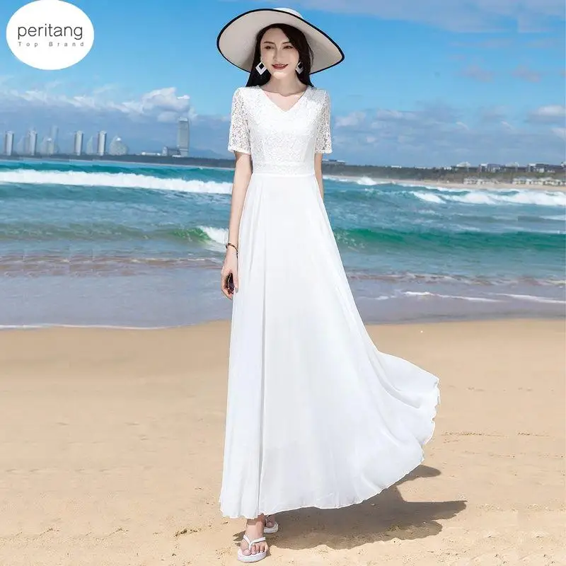 

Женское длинное платье-макси с открытыми плечами и рюшами