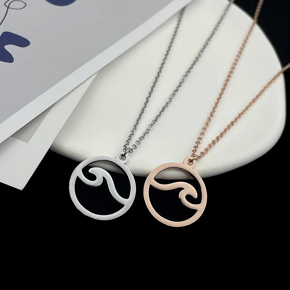 

Simple Style Sea Wave Carving Stainless Steel Hollow Out Pendant Necklace for Women Men Fashion Jewelry Choker