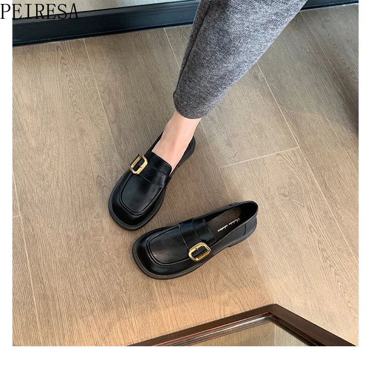 Thick-soled British Style Loafers Women's 2022 Spring New Metal Buckle Soft-soled Slip-on Small Leather Shoes