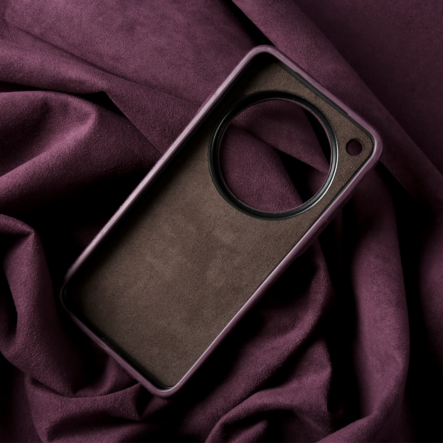 Фото Чехол-накладка из алькантары для OPPO Find X8 Ultra, X9 Pro, X7 Ultra, X6 Pro, Reno9, Reno 9 Pro Plus №2