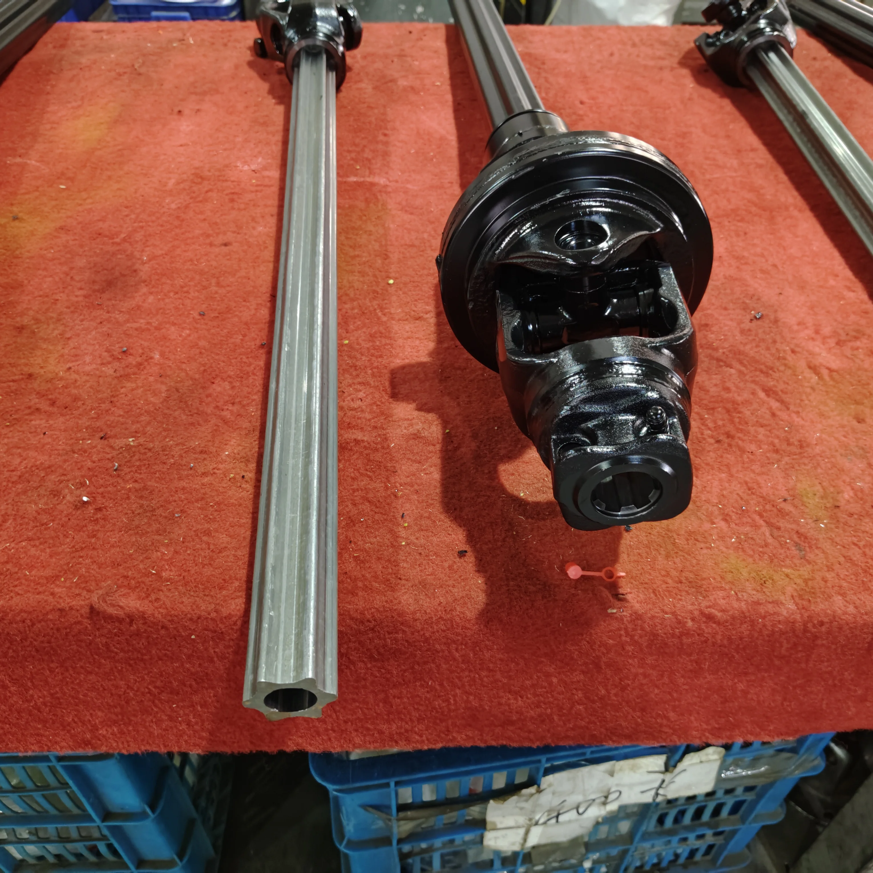 Детали сельскохозяйственной техники черный вал пто гибкие фрезы детали трактора