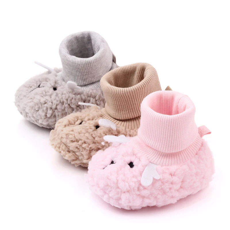 

Зимняя детская теплая обувь для девочек и мальчиков, обувь для первых шагов, милая мультяшная овечья мягкая подошва для детей 0-18 месяцев