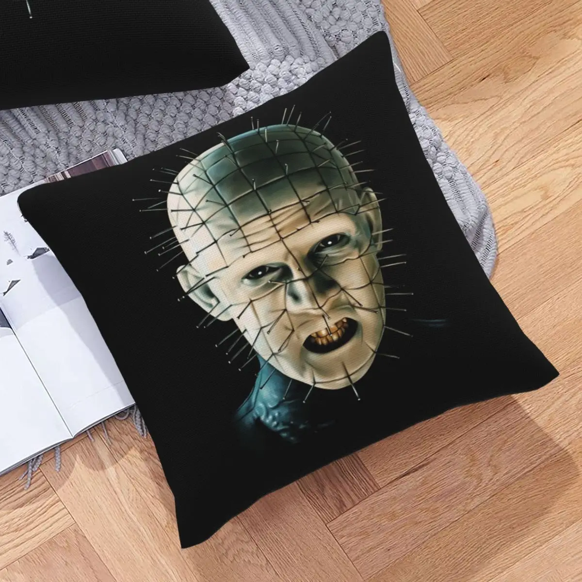 Льняная наволочка Hellraiser в стиле 80-х с изображением страшного фильма зомби |