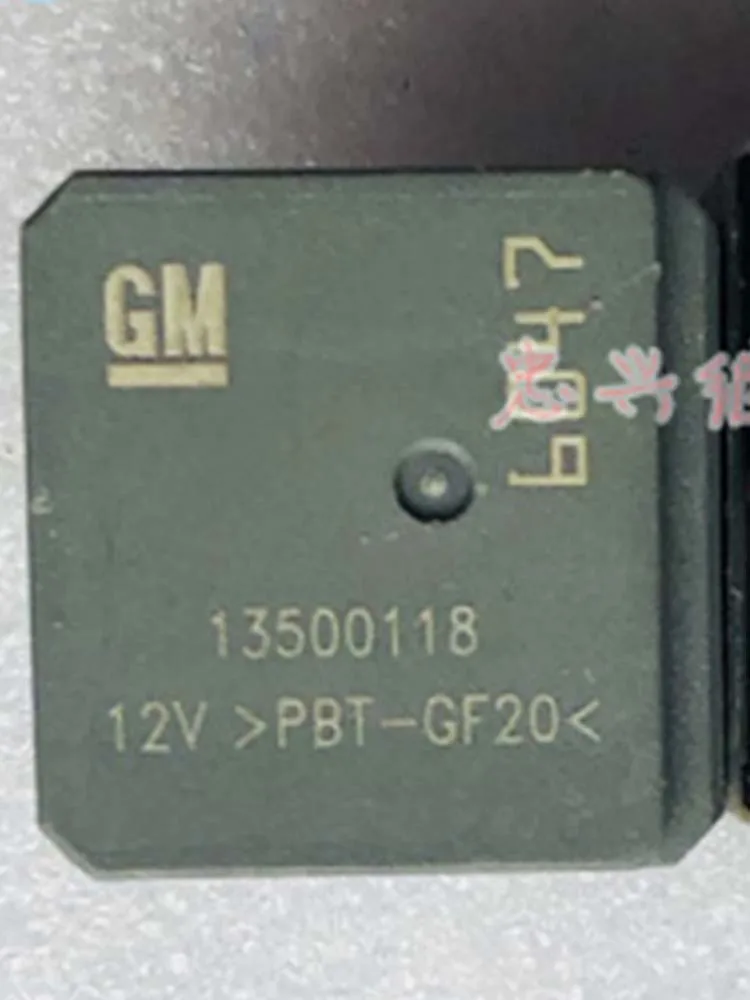 

Реле 13500118 12 В 12 В постоянного тока 4 контакта