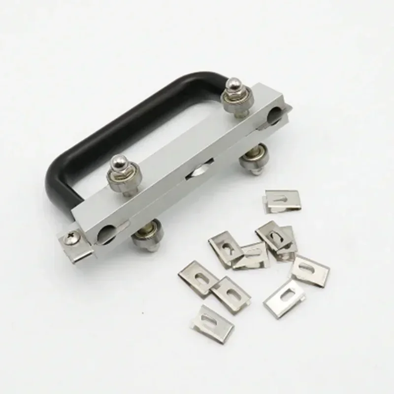 Пластиковый рулон из ПВХ спортивный резак для пола колесо с прорезями ручной