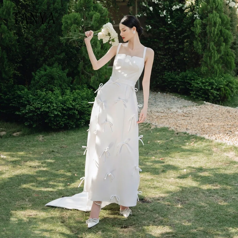 

Romantic Satin Wedding Dress With Bows New Design Spaghetti Straps A Line Sleeveless Bridal Gown Robe De Mariee