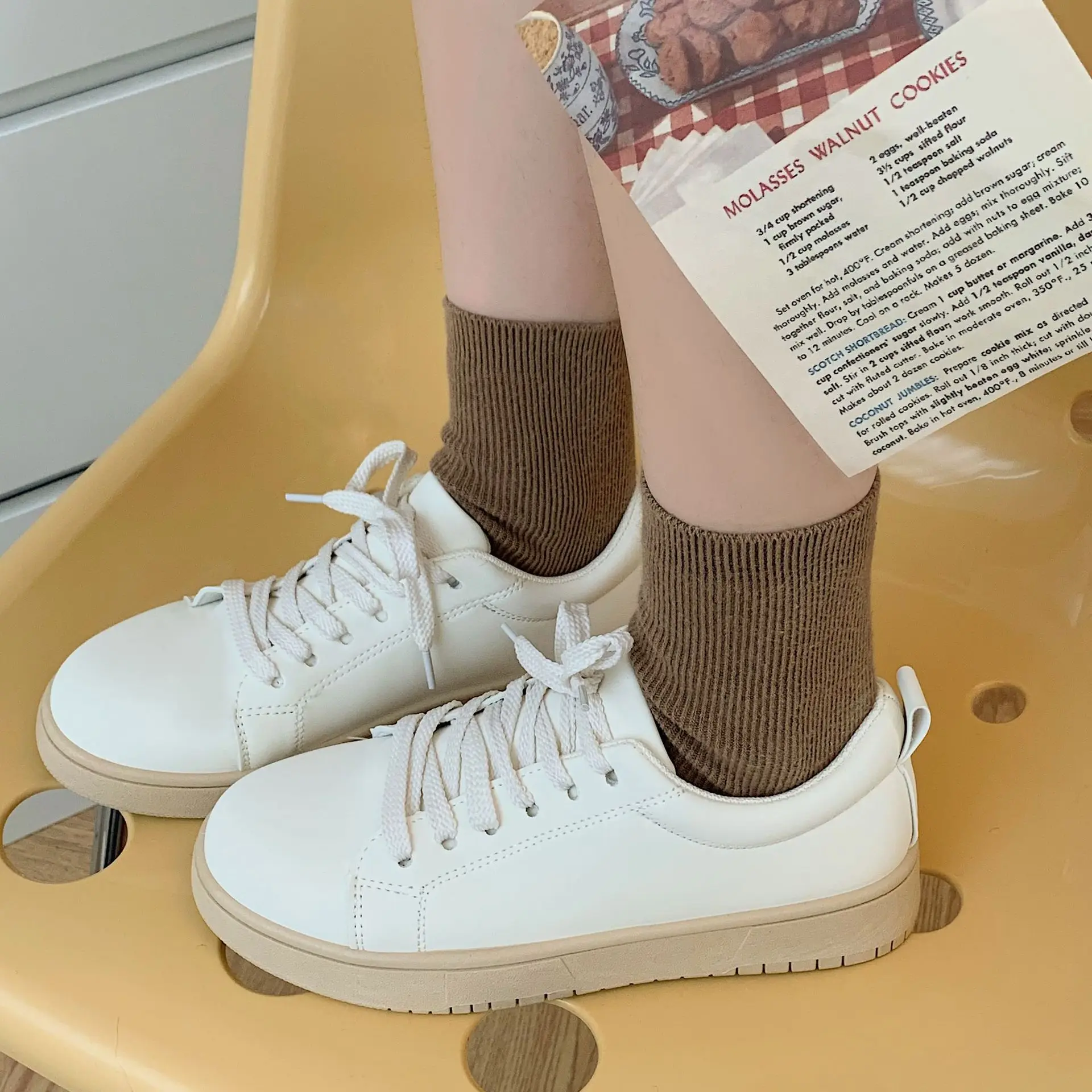 

Classic simple white shoes women's 2022 autumn new soft bottom light breathable casual shoes student all-match women's shoes