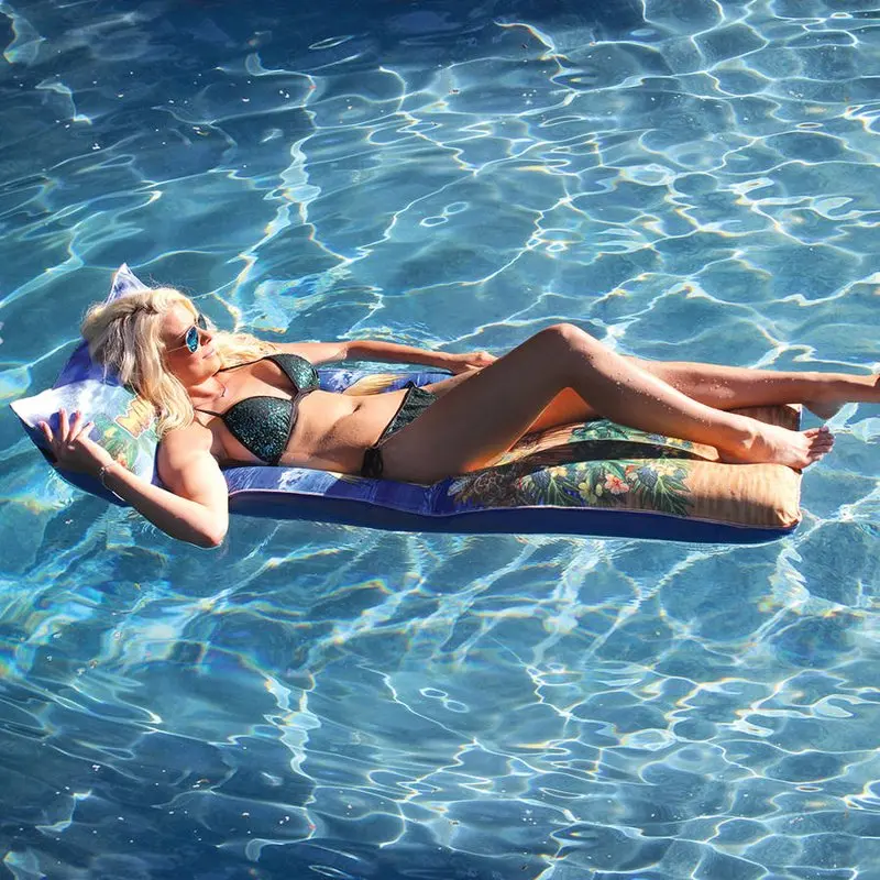 

Vinyl Neosoff Pool Float, Multicolor