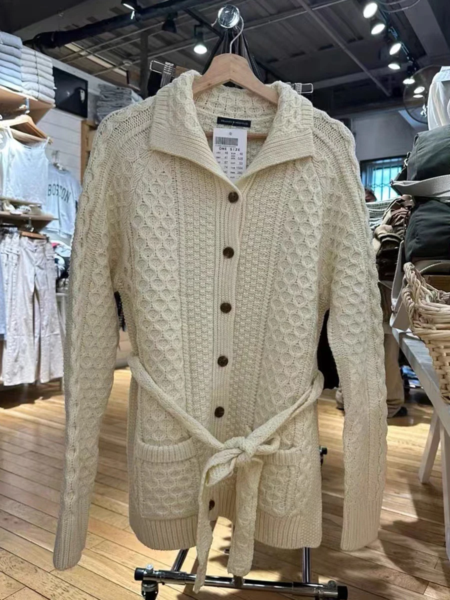 Однотонный длинный кардиган с ромбическими витыми цветами свитер поясом