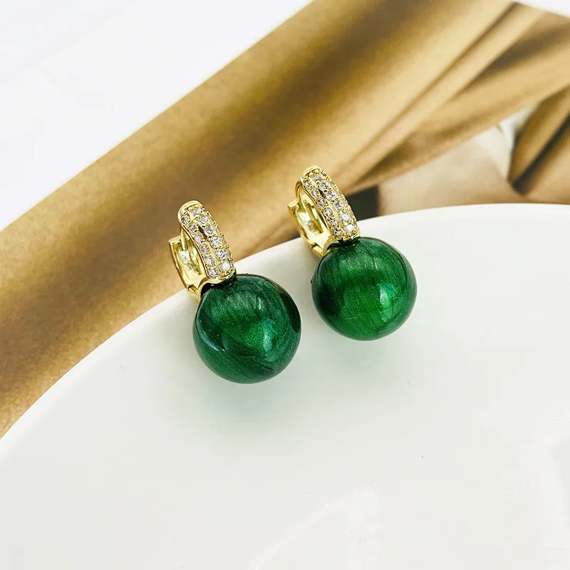 

Elegant temperament green ball earring clasp fashionable retro harbor style earring design feeling all go with ear ornaments