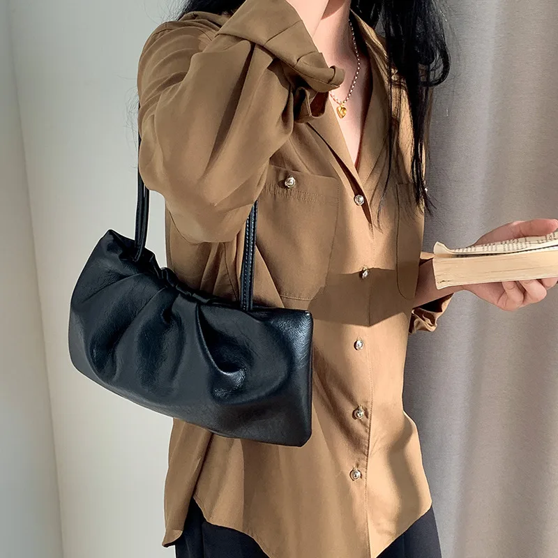 

Fashion Fold Design Leather Shoulder Armpit Bag For Women 2023 Female Simple Design Underarm Handbags And Purses Black Silvery