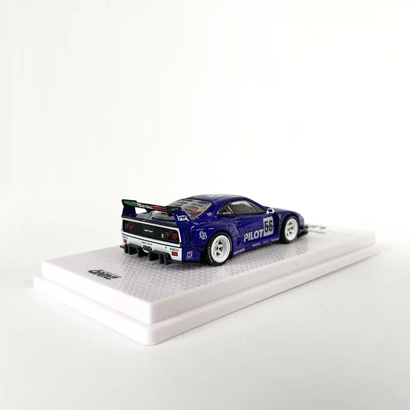 Модель автомобиля INNO 1:64 F40 LBWK металлический спортивный автомобиль автосалон 2024