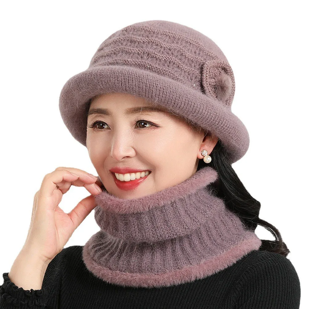 

Новинка 2022, осенне-зимние шапки-бини, женские теплые шерстяные Элегантные вязаные шапки с цветами, комплект из шарфа, Женская ветрозащитная ...