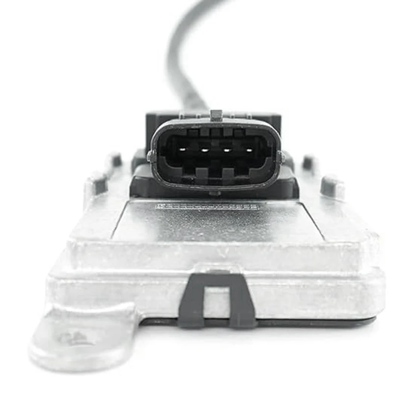 Датчик кислорода азота для двигателя Volvo D13B FH11 FH16 FL5 FM11 FM13 FM16 22827995 5WK97372