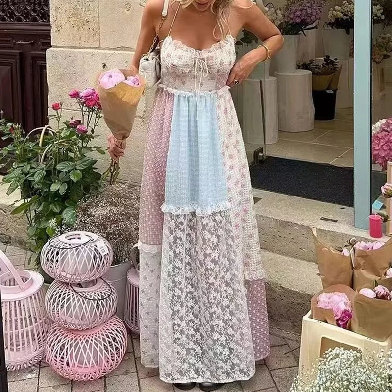 Элегантное длинное платье на тонких бретельках с принтом сексуальное вечернее