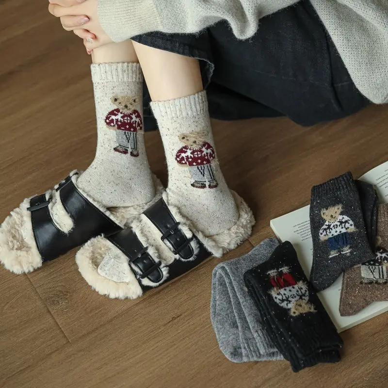 Женские носки с мультяшным медведем