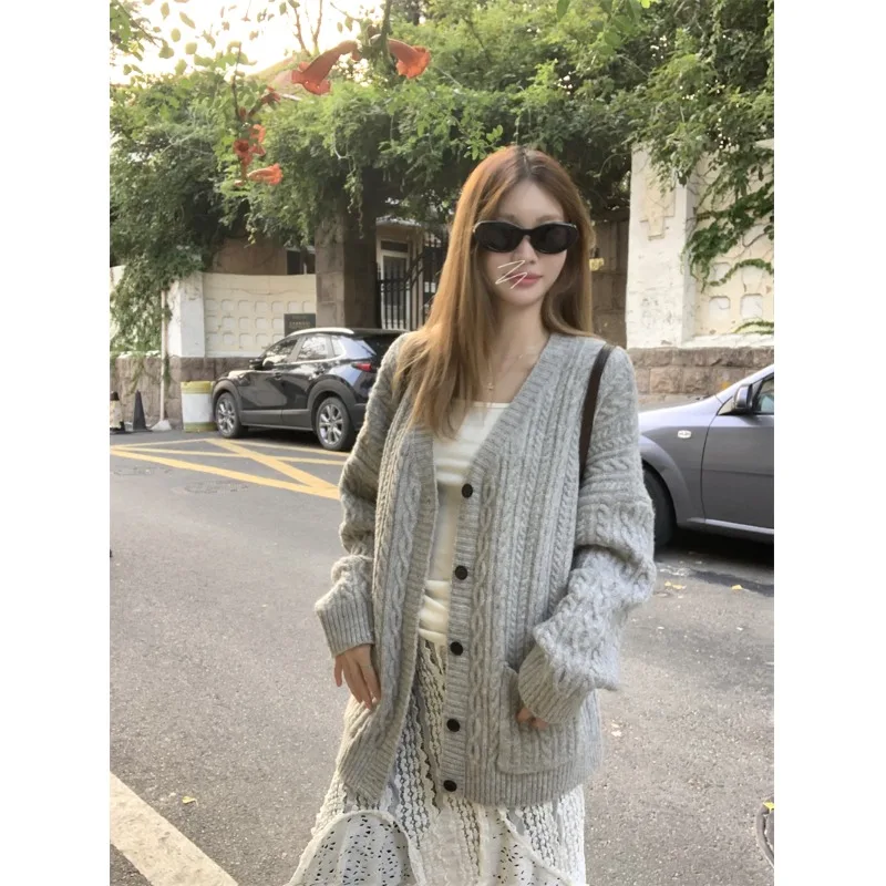 Универсальный вязаный свитер с v-образным вырезом Idle Sle женский зимний 2024 новый