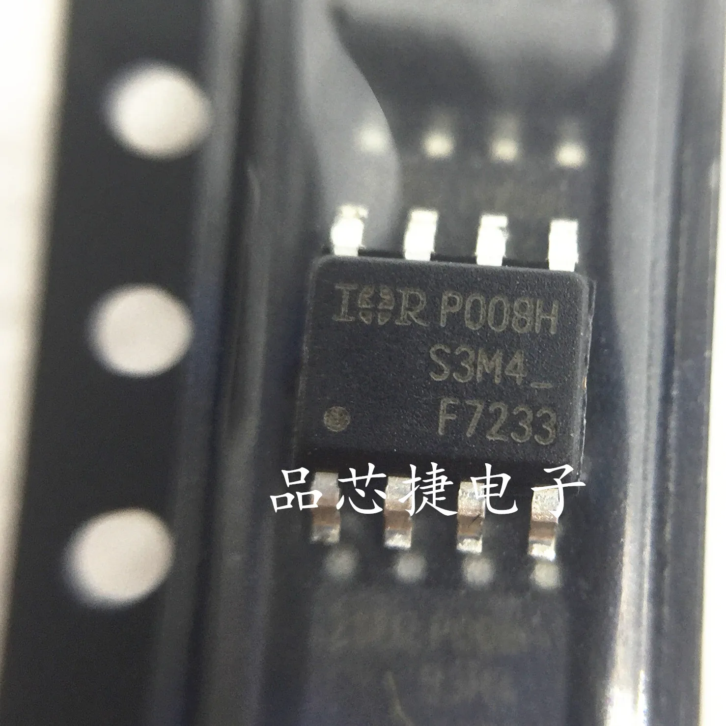 

10 шт. Оригинальный Новый IRF7233TRPBF Шелковый экран F7233 SOP8 MOS фотолампа