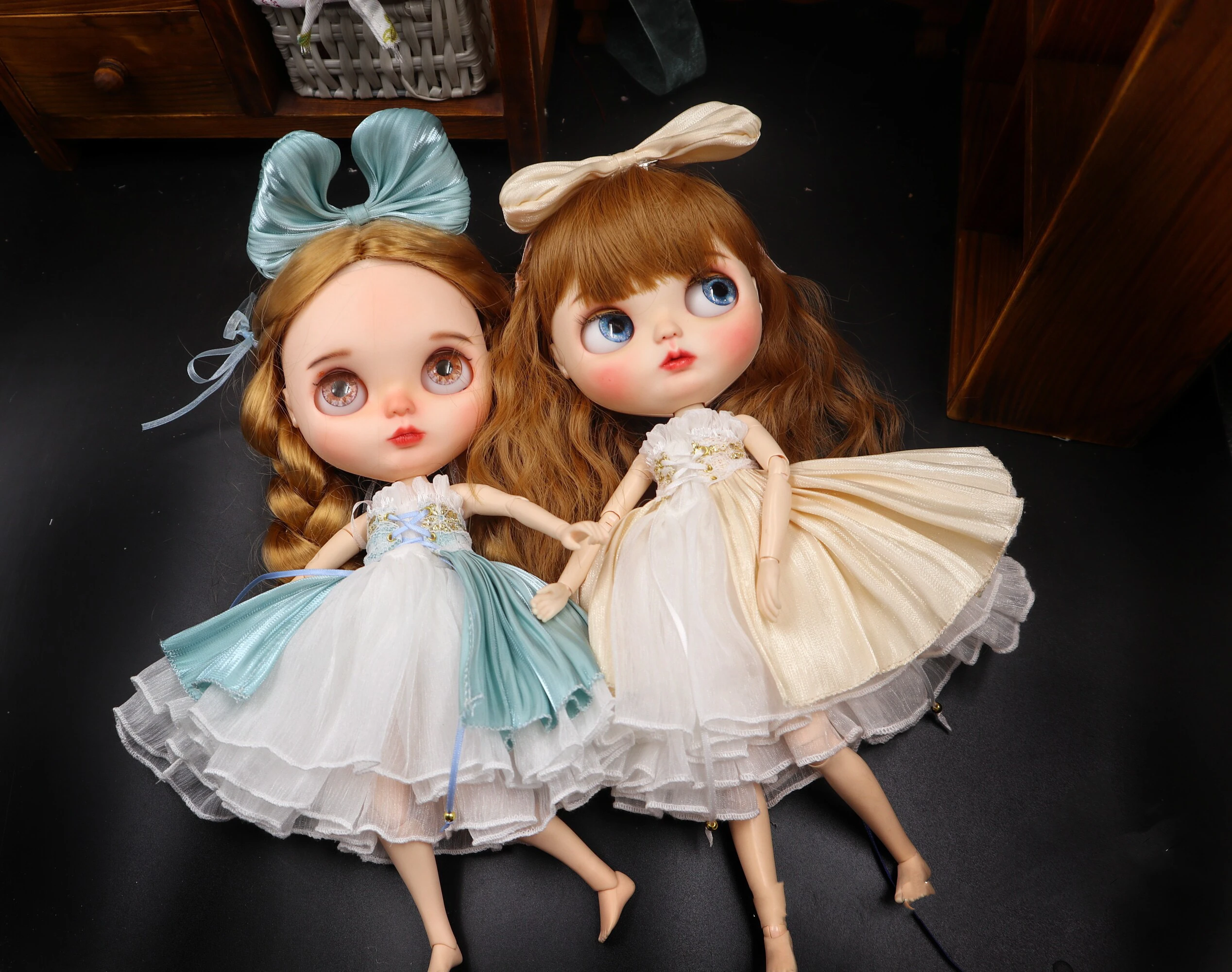 

BJD Blythe dress Clothes Flowing light and colorful fluffy skirt 1/6 30cm Dolls (Fit for Pullip,Ob24, ob22、Licca)