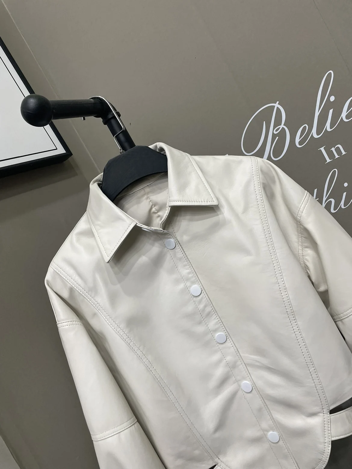 Vivi Same Sle Square Collar Genuine Leather Coat Women Short Elegant Simple Single-Breasted Small Sheepskin Jacket