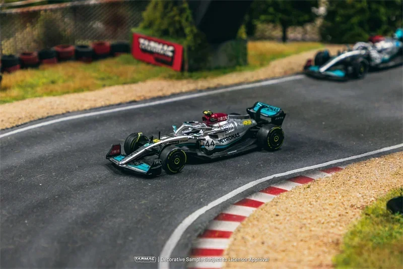 Tarmac Works 1:64 F1 W13 E Performance бельгийский Гран-при 2022 литая под давлением модель